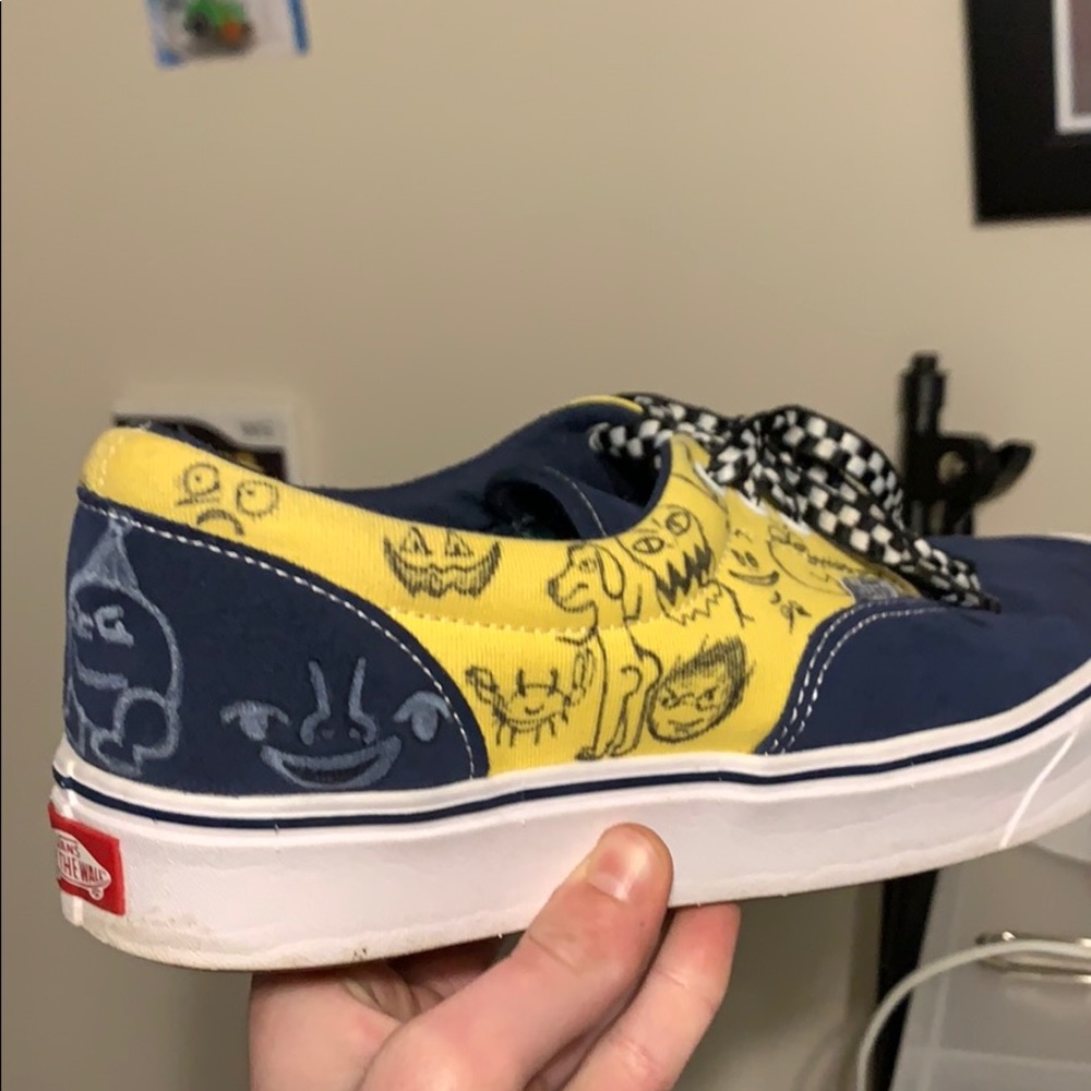 Custom Comfycush Vans - image 3